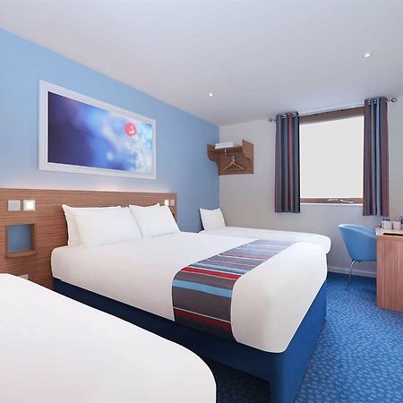 Travelodge London City Airport エクステリア 写真