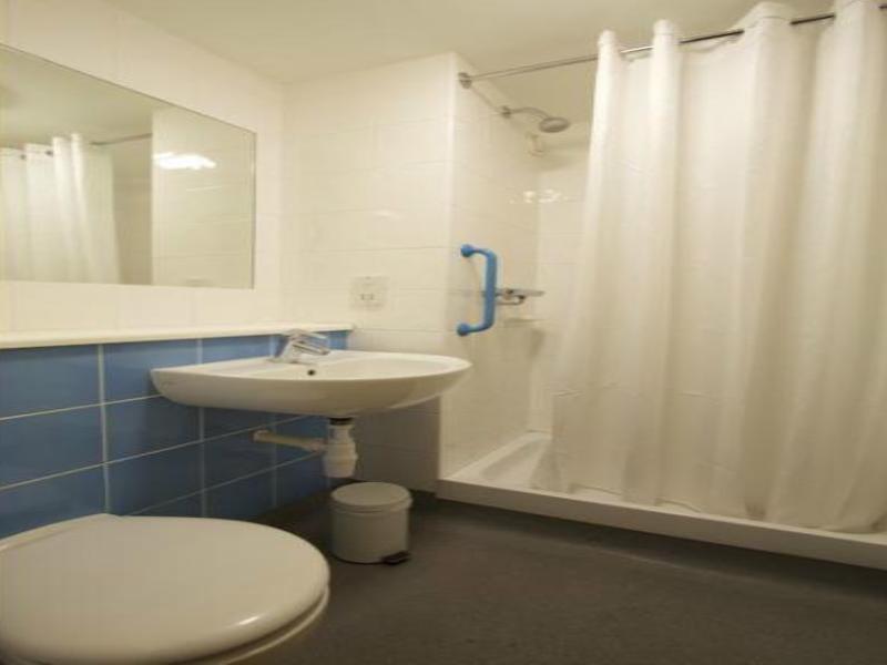 Travelodge London City Airport エクステリア 写真