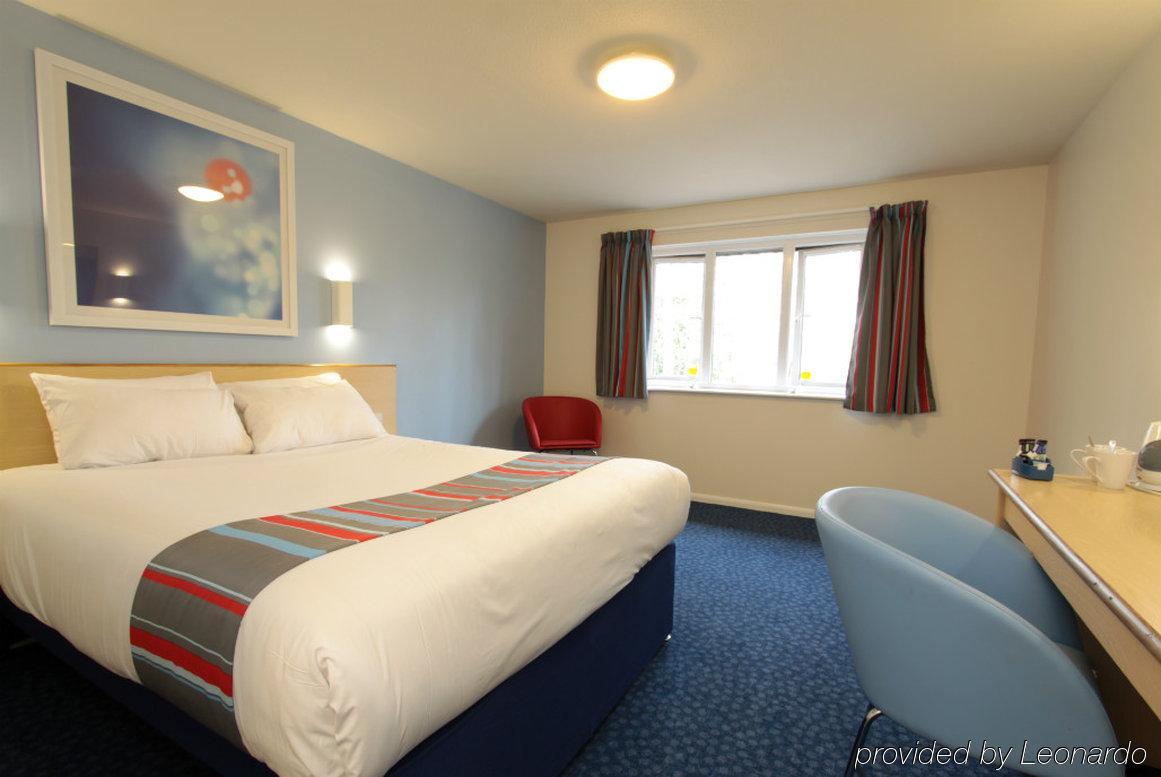 Travelodge London City Airport エクステリア 写真