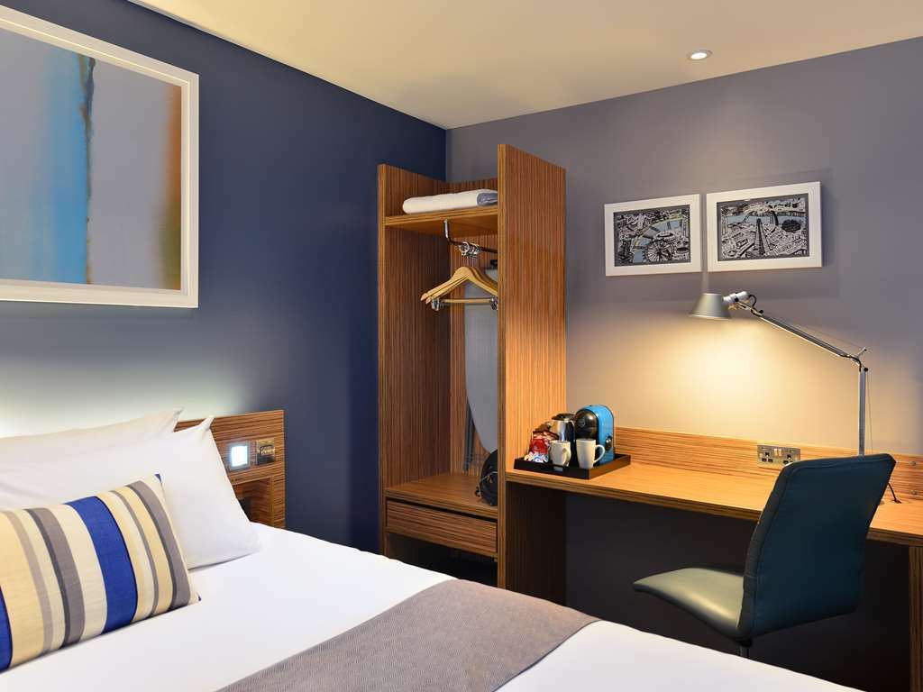 Travelodge London City Airport 部屋 写真