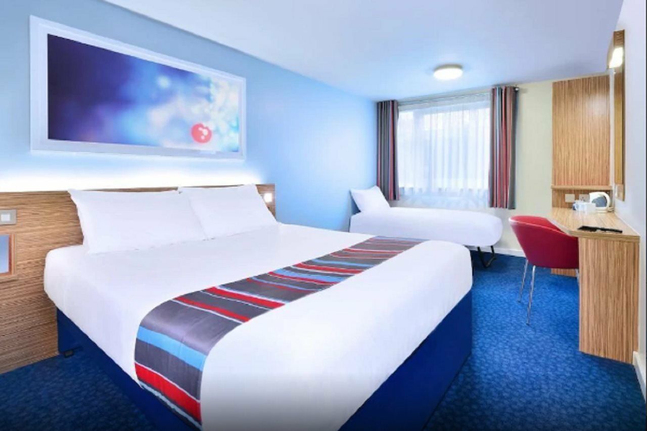 Travelodge London City Airport エクステリア 写真